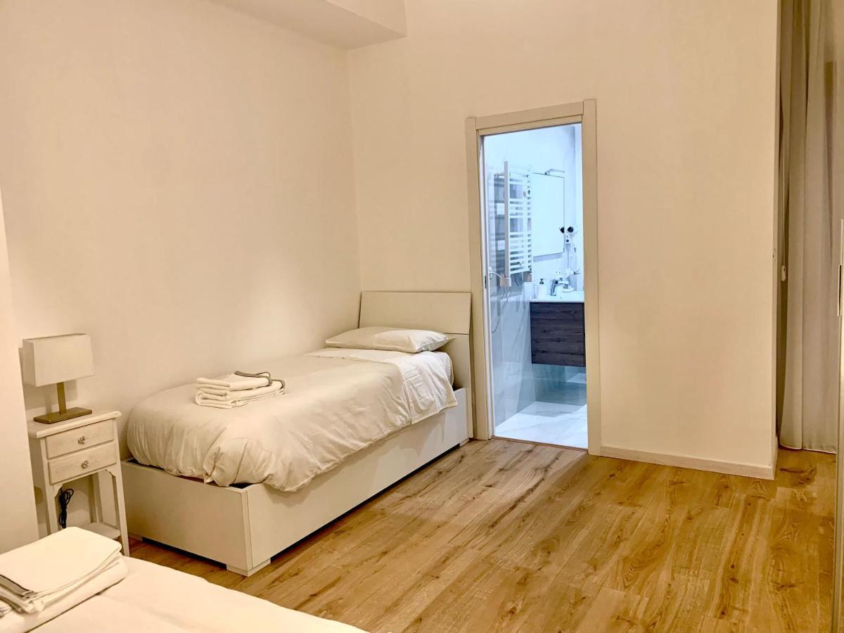 Residence D'Azeglio Palermo Exterior foto