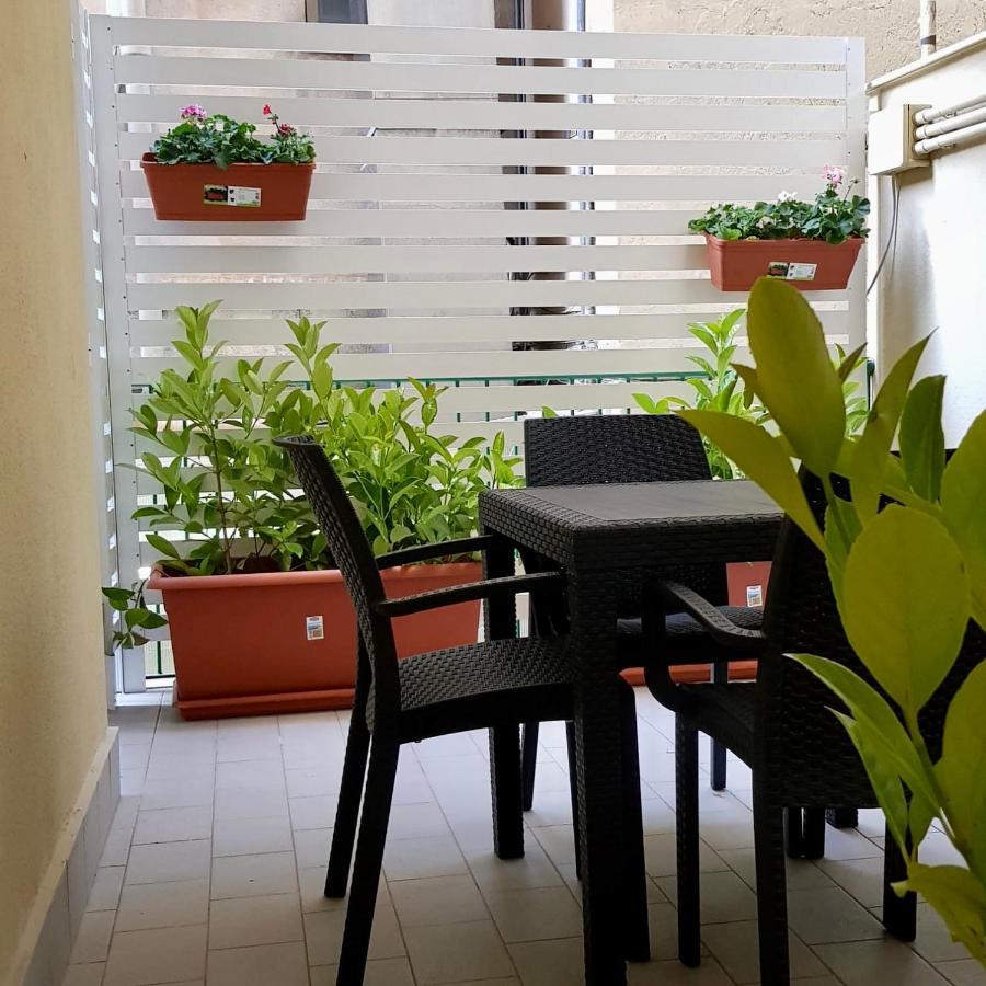 Residence D'Azeglio Palermo Exterior foto